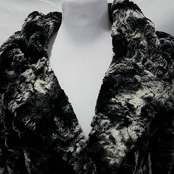 Faux Fur Jacket - Picture 3 of 7